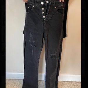 Adika ripped black demin jeans, large slits on the sides, high waisted